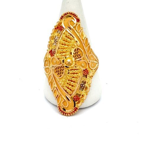 Gilded Lady Gold Ring | Mustafa Jewellery Malaysia