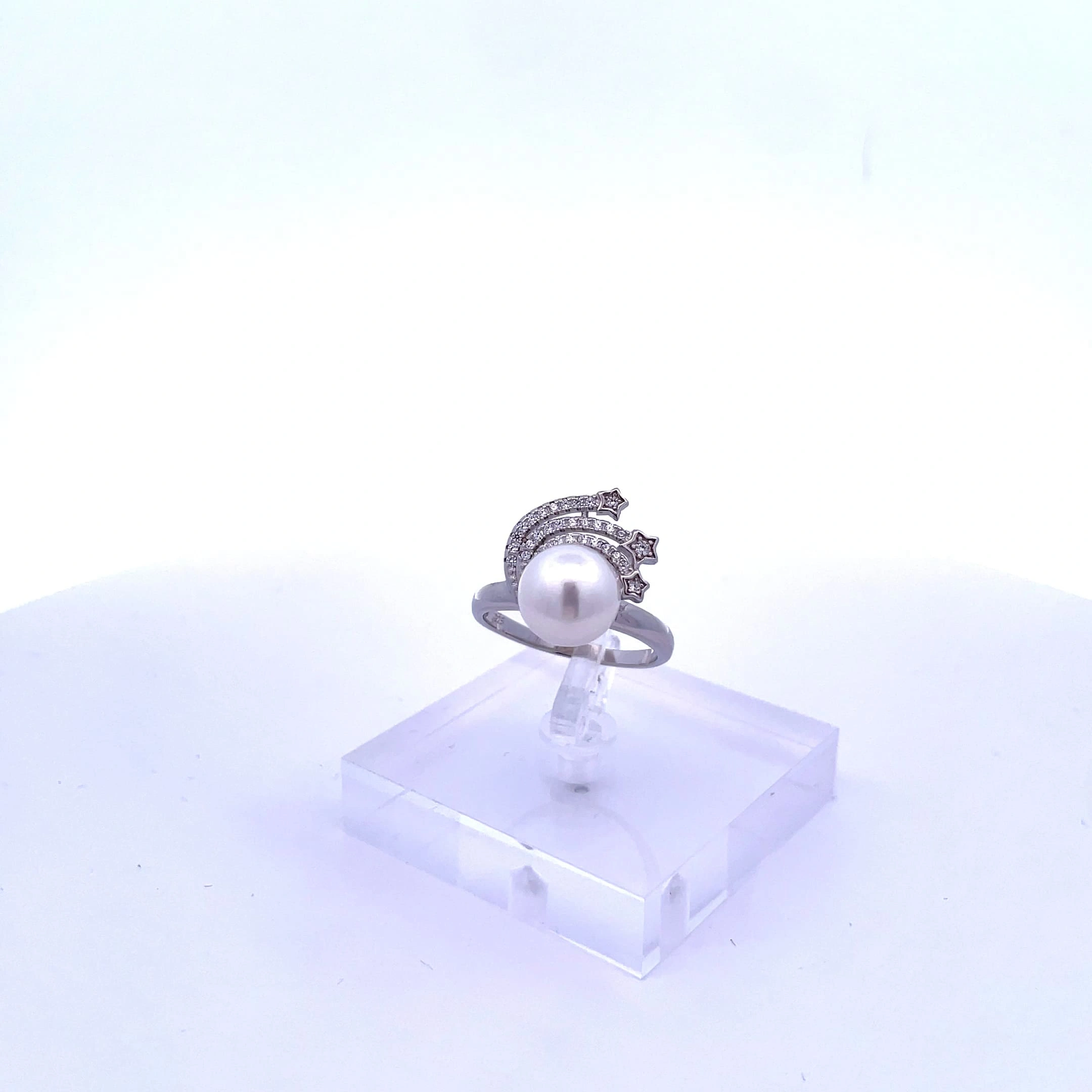 Pearl Essence Silver Ring - Front | Mustafa Jewellery Malaysia