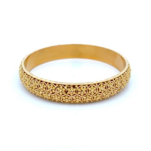 Regal Filigree Gold Kangan - Front View | Mustafa Jewellery