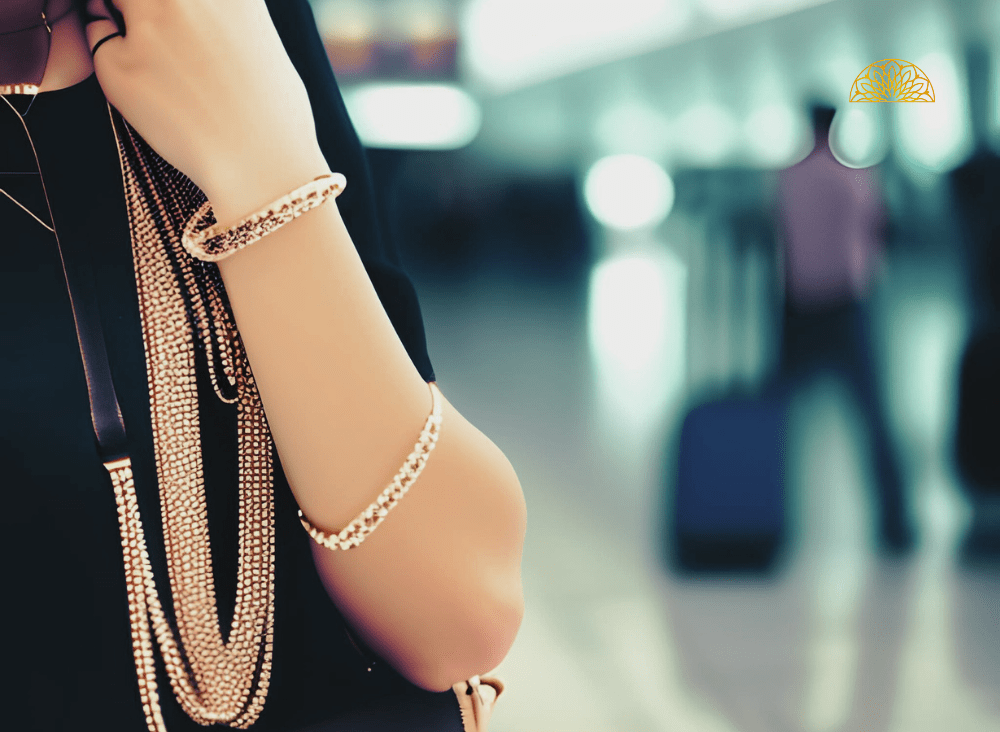 How to Carry Gold Jewellery on Flights | Mustafa Jewellery