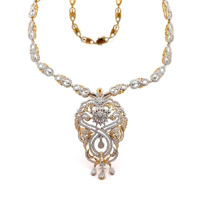 Luxe Diamond Extravaganza Necklace - Mustafa Jewellery