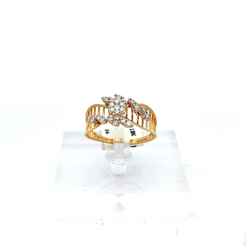 Starlight Diamond Ring | Mustafa Jewellery Singapore