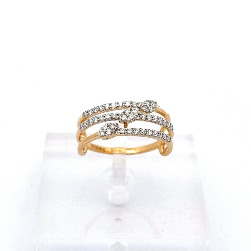 Regal Diamond Ring | Mustafa Jewellery