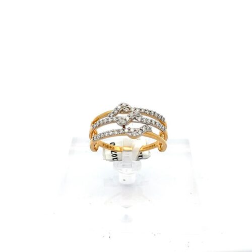 Graceful Glamour Diamond Ring | Mustafa Jewellery Singapore