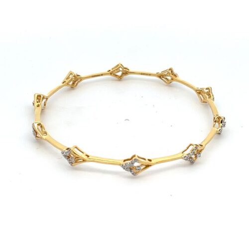 Exquisite Diamond Embrace Bracelet - Front