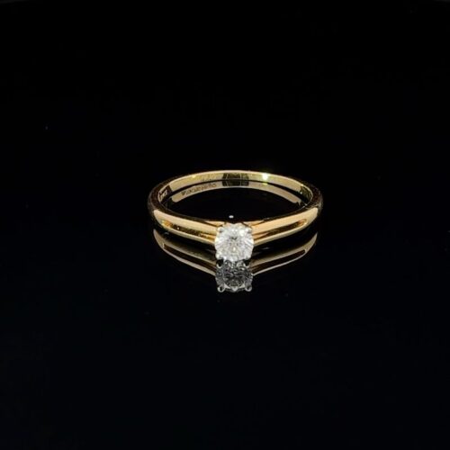 Petite Star Diamond Wedding Ring | Mustafa Jewellery Singapore