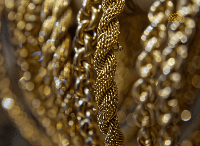 The Ultimate Guide to Styling Gold Chains for Men - Mustafa Jewellery