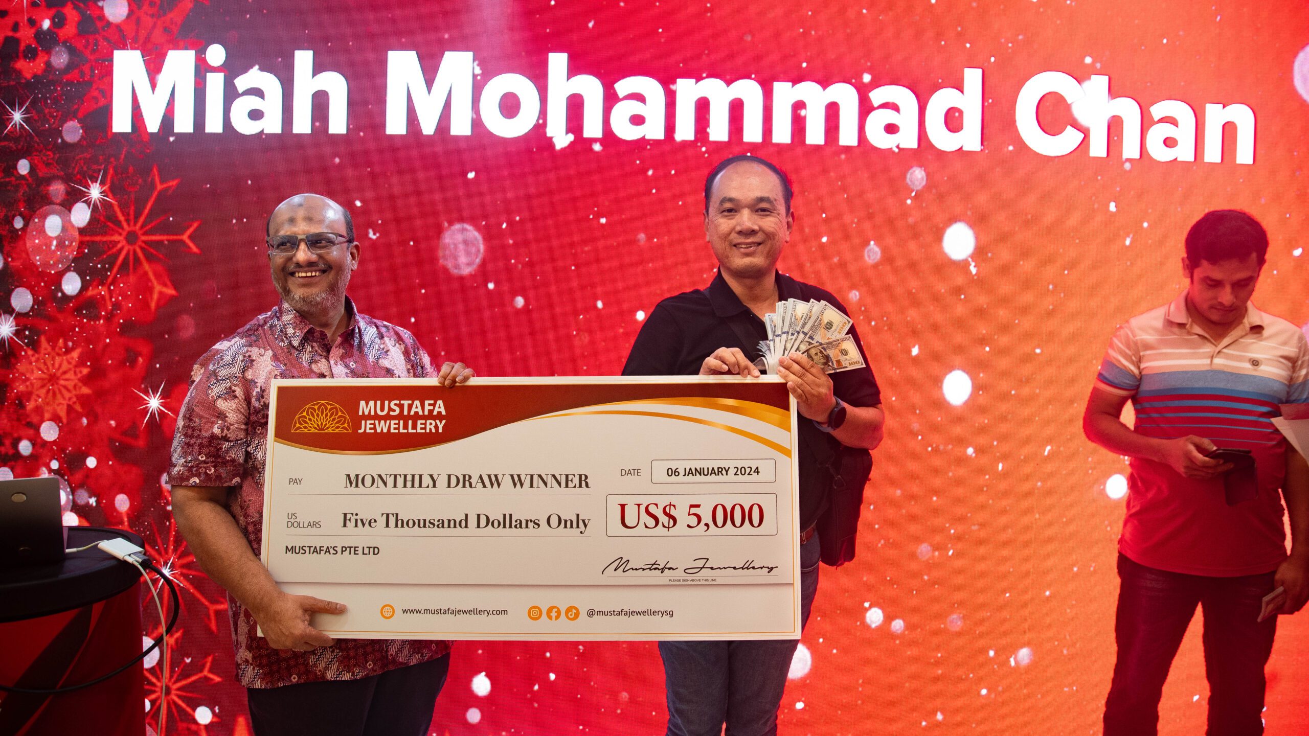 Mustafa Jewellery 6th Jan Lucky Draw