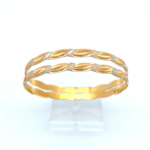 Luna Ripple Bangle | Mustafa Jewellery Singapore