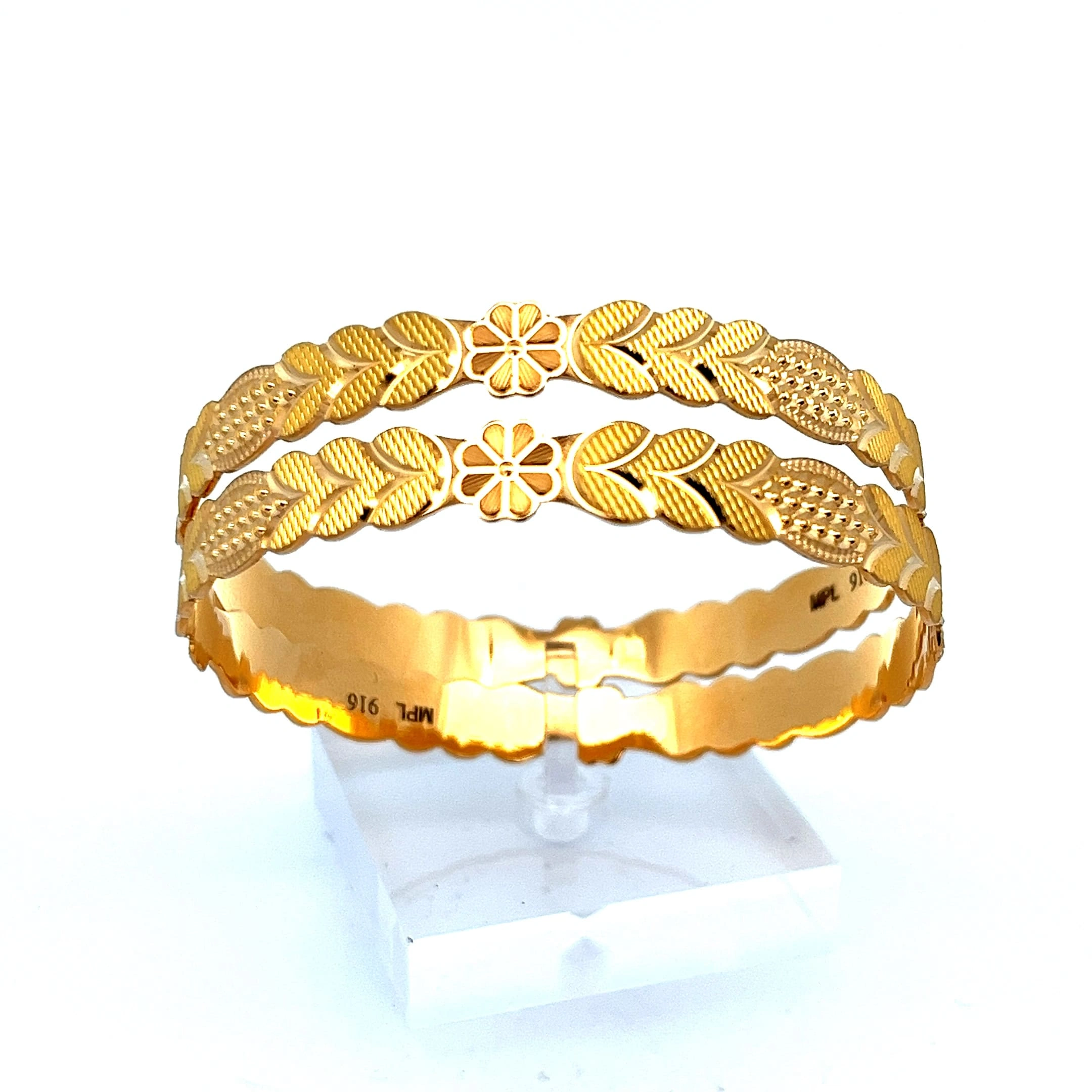 Foliage Bloom Bangle | Mustafa Jewellery Singapore