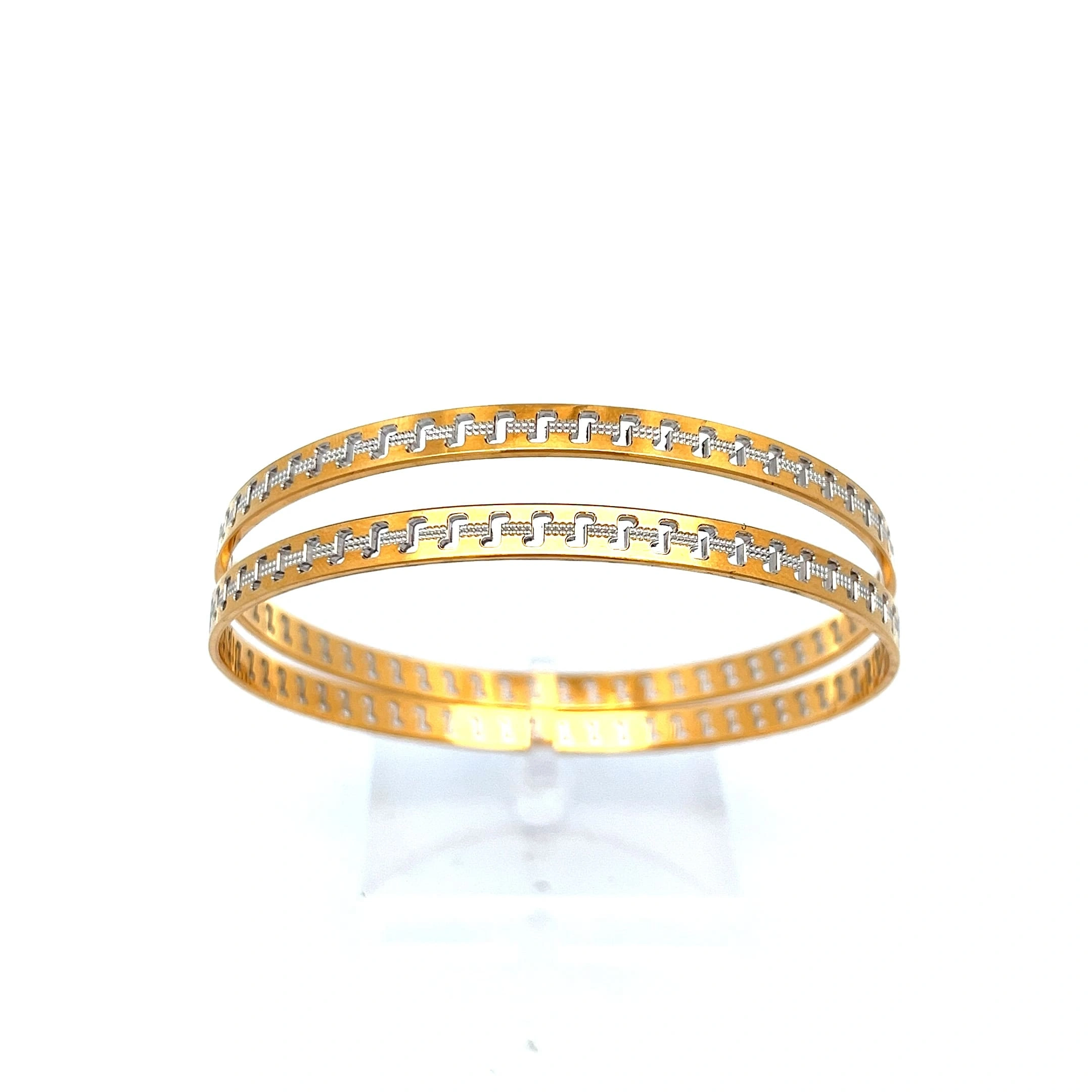 Ribbon Sparkle Bangle | Mustafa Jewellery Singapore