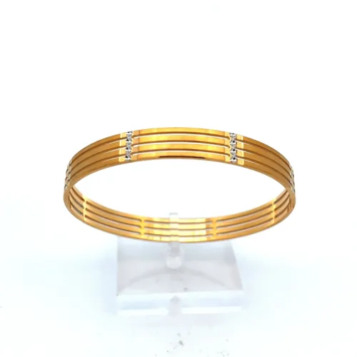 Sleek Line Bangle | Mustafa Jewellery Singapore