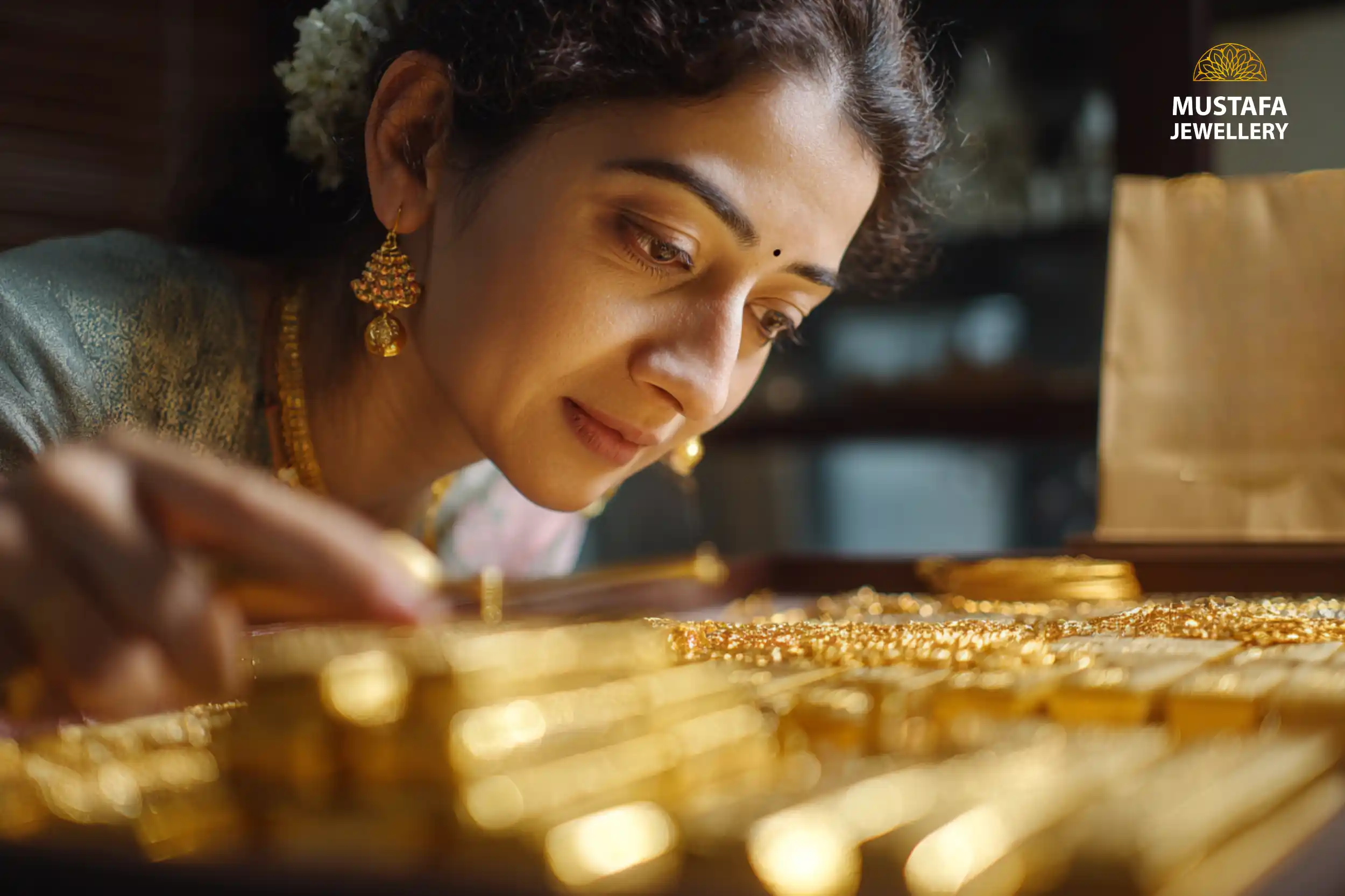 Choose 999 Gold Over 916 Gold | Mustafa Jewellery Singapore