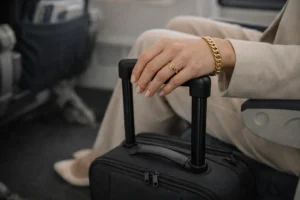 Storing Your Gold Jewellery on the Flight